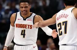 开云体育中国-关于休斯顿火箭绝杀TL，威斯布鲁克线上压制力十足宿敌对决小组赛，成为赛场最大亮点的信息