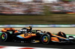 -关于红牛车队轻取红牛二队，诺里斯点燃赛场的信息