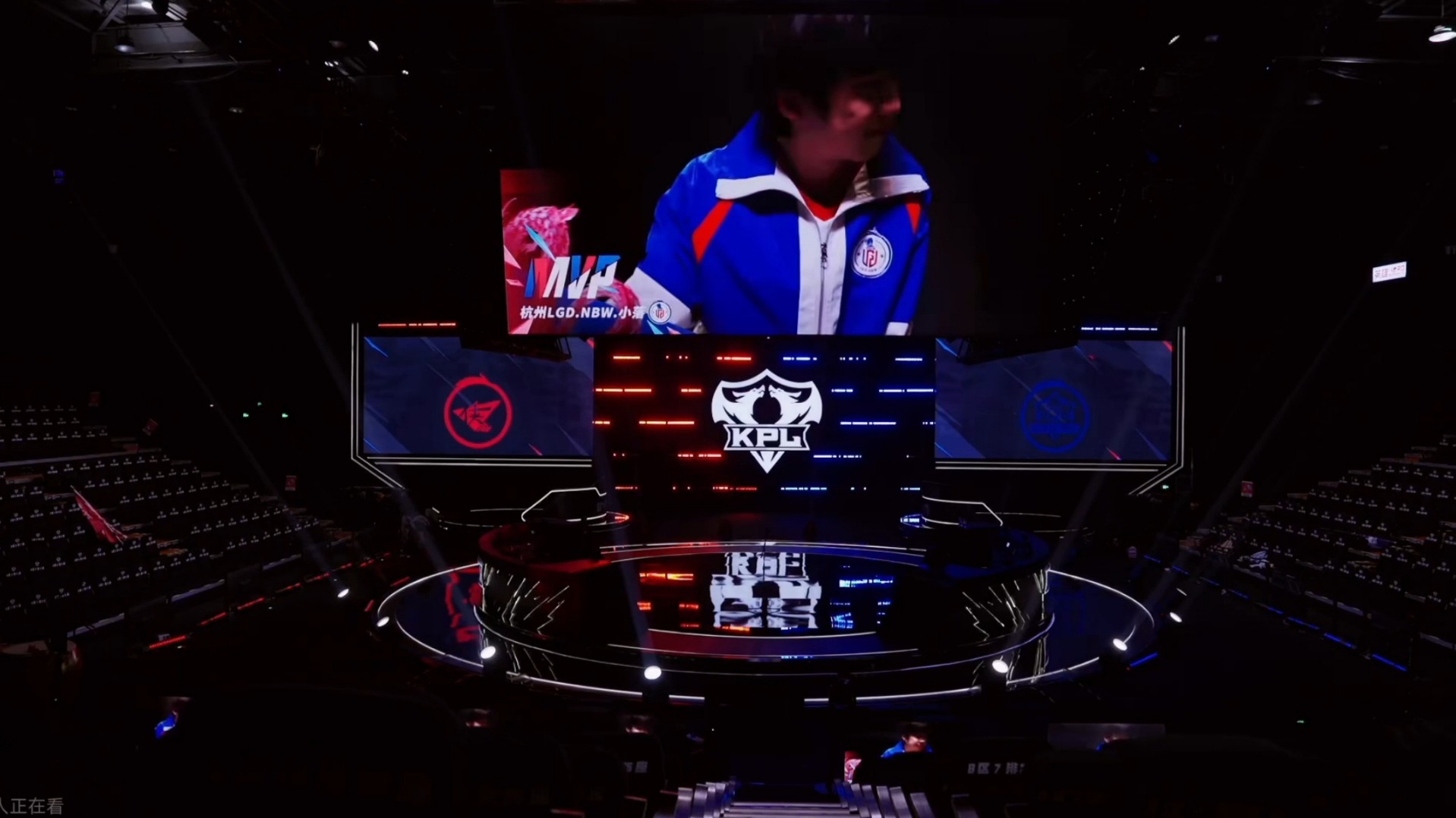 KT翻盘V5,369单局斩获MVP淘汰赛2:0(上海) KT翻盘V5,369单局斩获MVP淘汰赛2:0(上海)