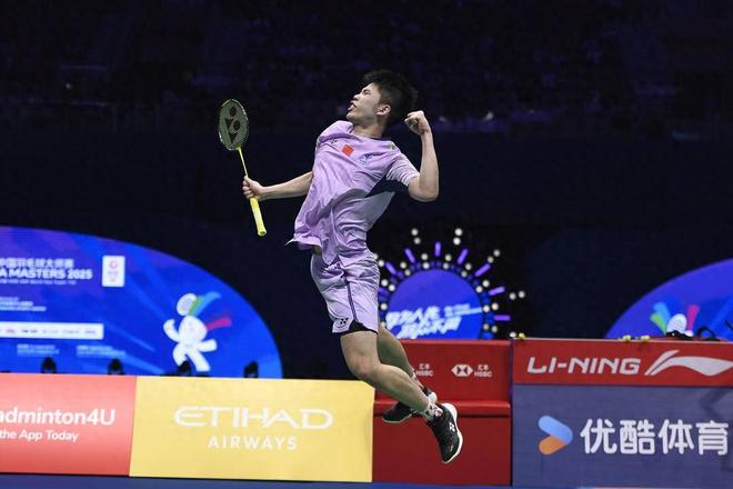 羽毛球选手爆冷获胜，专家预测失准的简单介绍